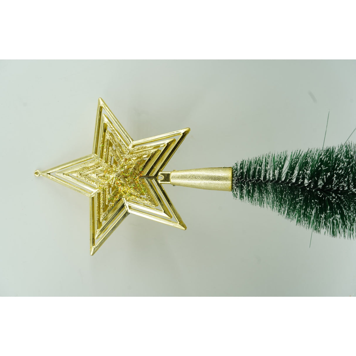 Varf decorativ de brad, Auriu, in forma de Stea, design de stele, din Plastic, 15 cm x 18 cm, Interior/Exterior, Vivimall - vivimall.ro