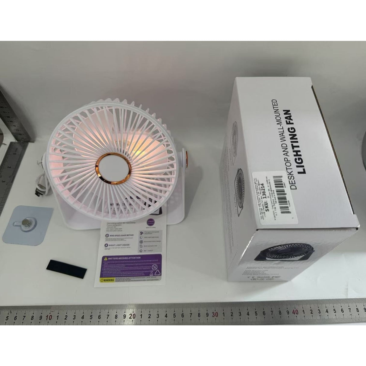 Ventilator 2in1, Vivimall, de Masa/de Perete, Incarcare USB, 3.7 V, 4.5 W, 1200 mAh, 17.5 x 17 x 7.6 cm, Alb - vivimall.ro